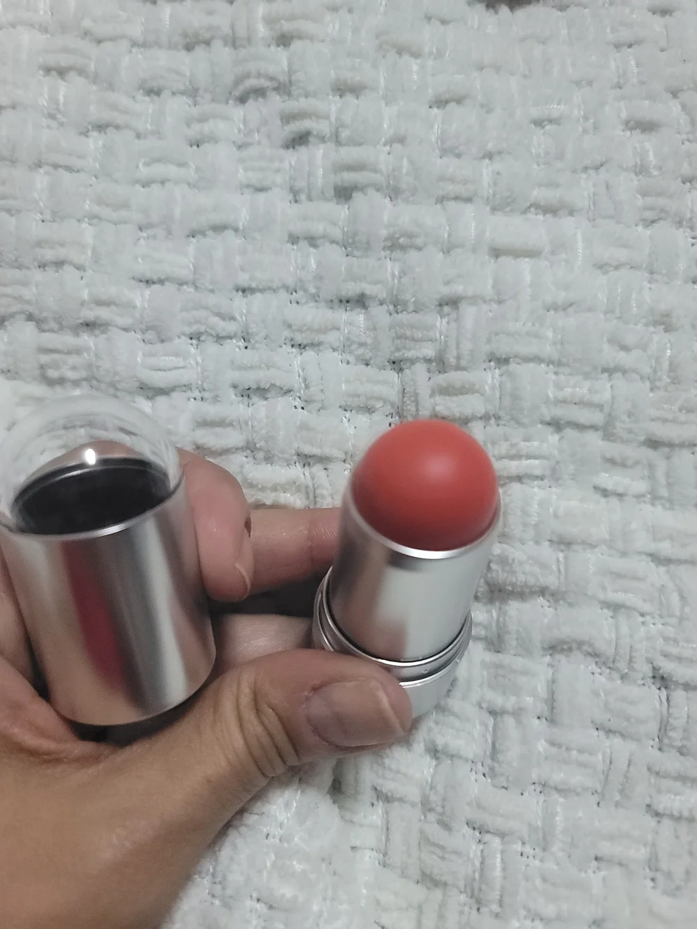 r.e.m. beauty Eclipse Blush & Lip Stick - Curtain Call